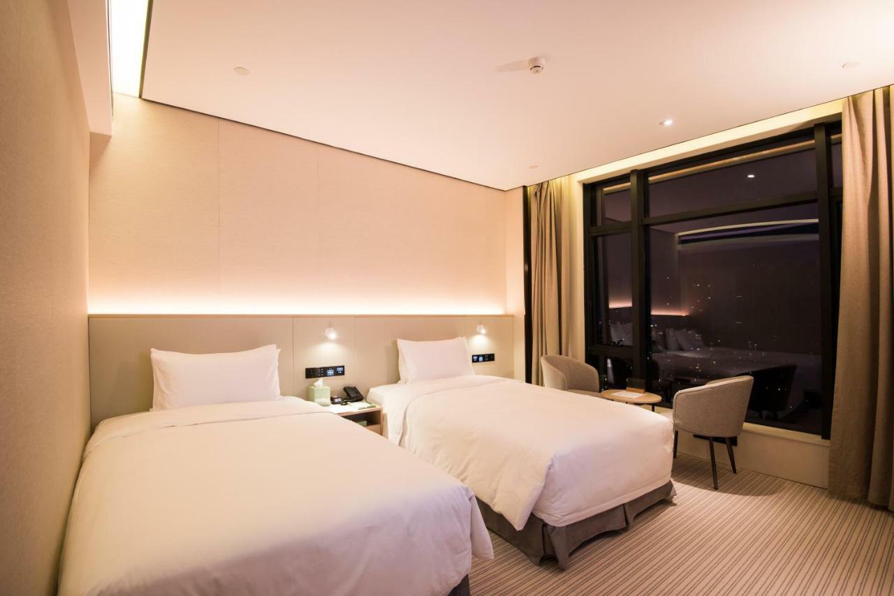 Virtuous World Hotel Foshan Luaran gambar