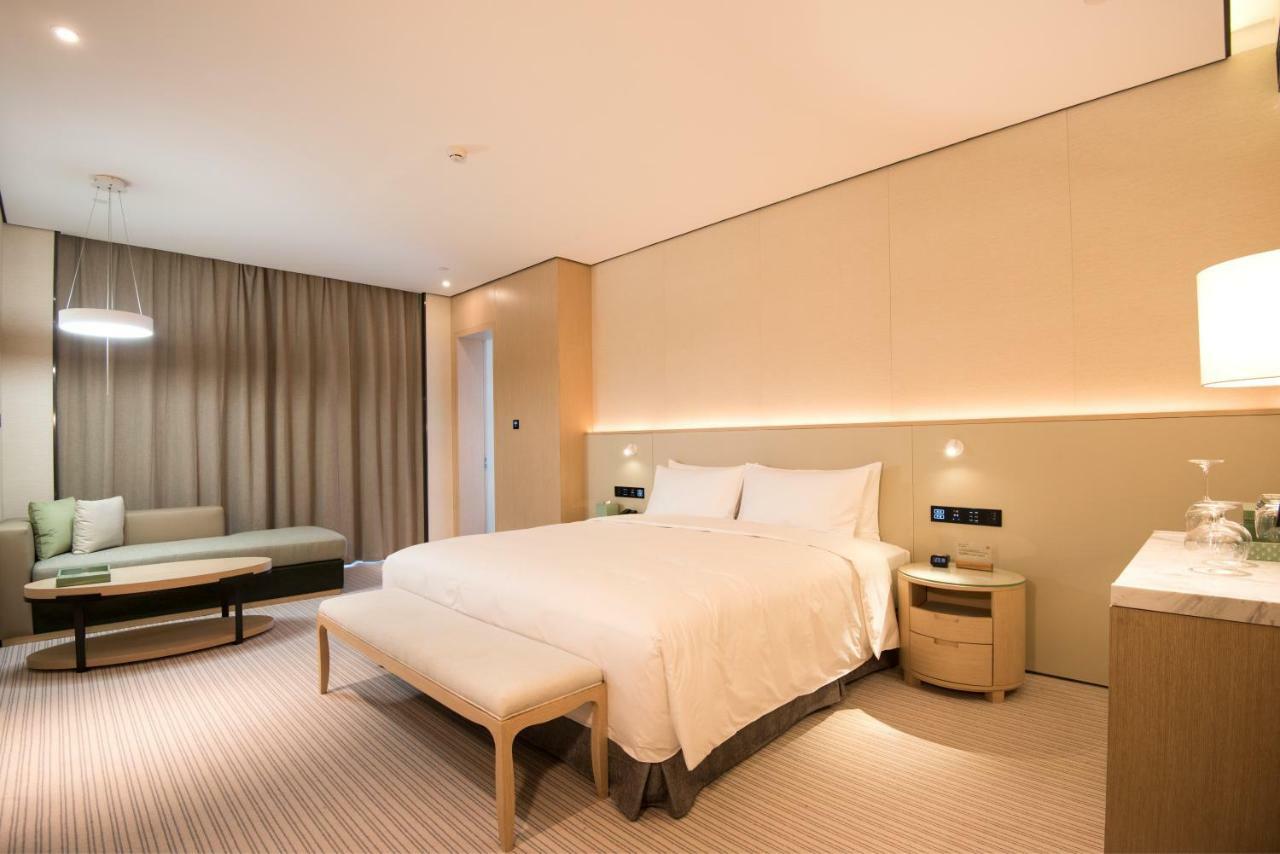 Virtuous World Hotel Foshan Luaran gambar